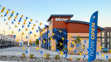 Mister Car Wash launches first location in Denver