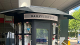 Loogman adds flower kiosks to enhance customer experience
